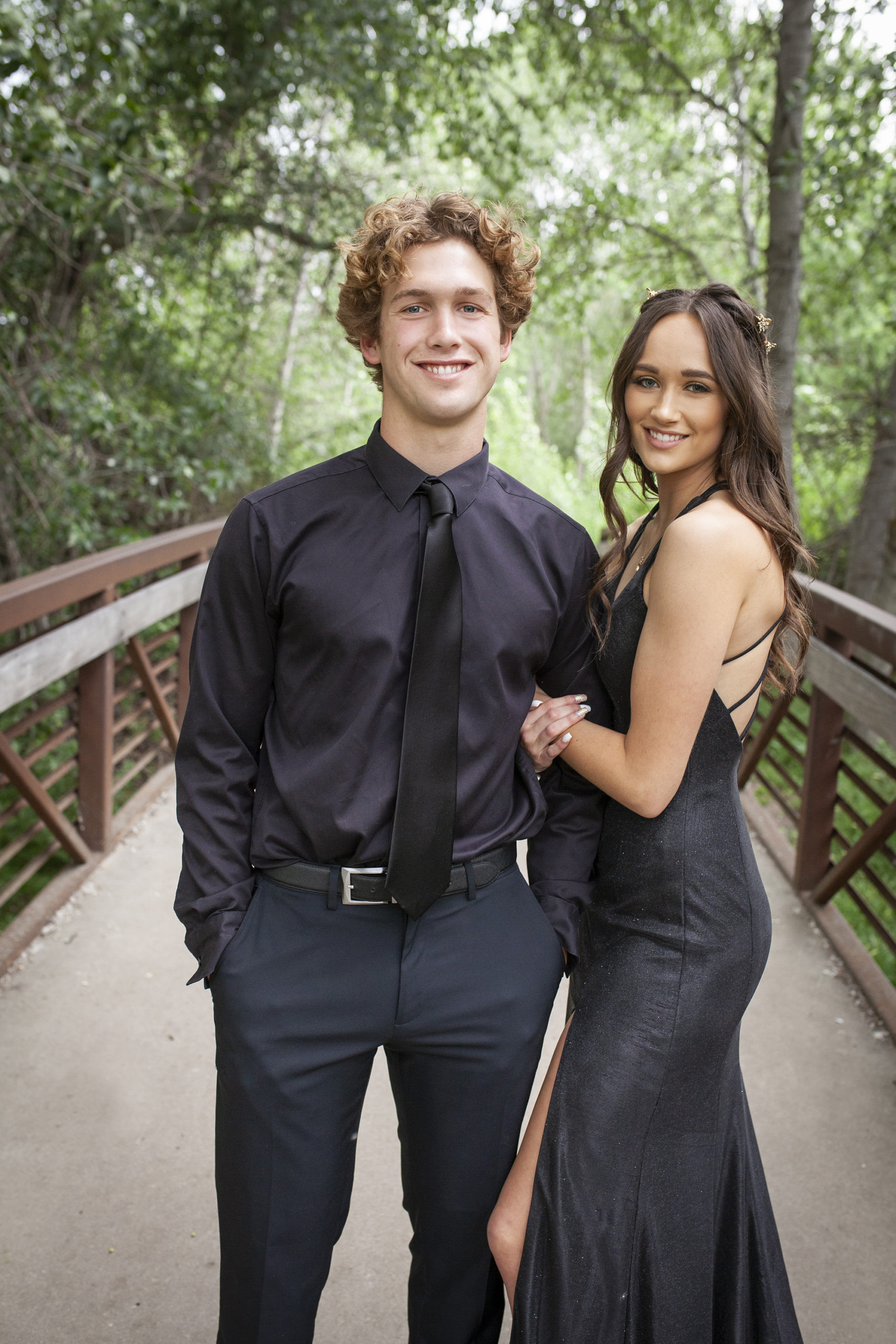 outdoor prom photos for Meridian High School