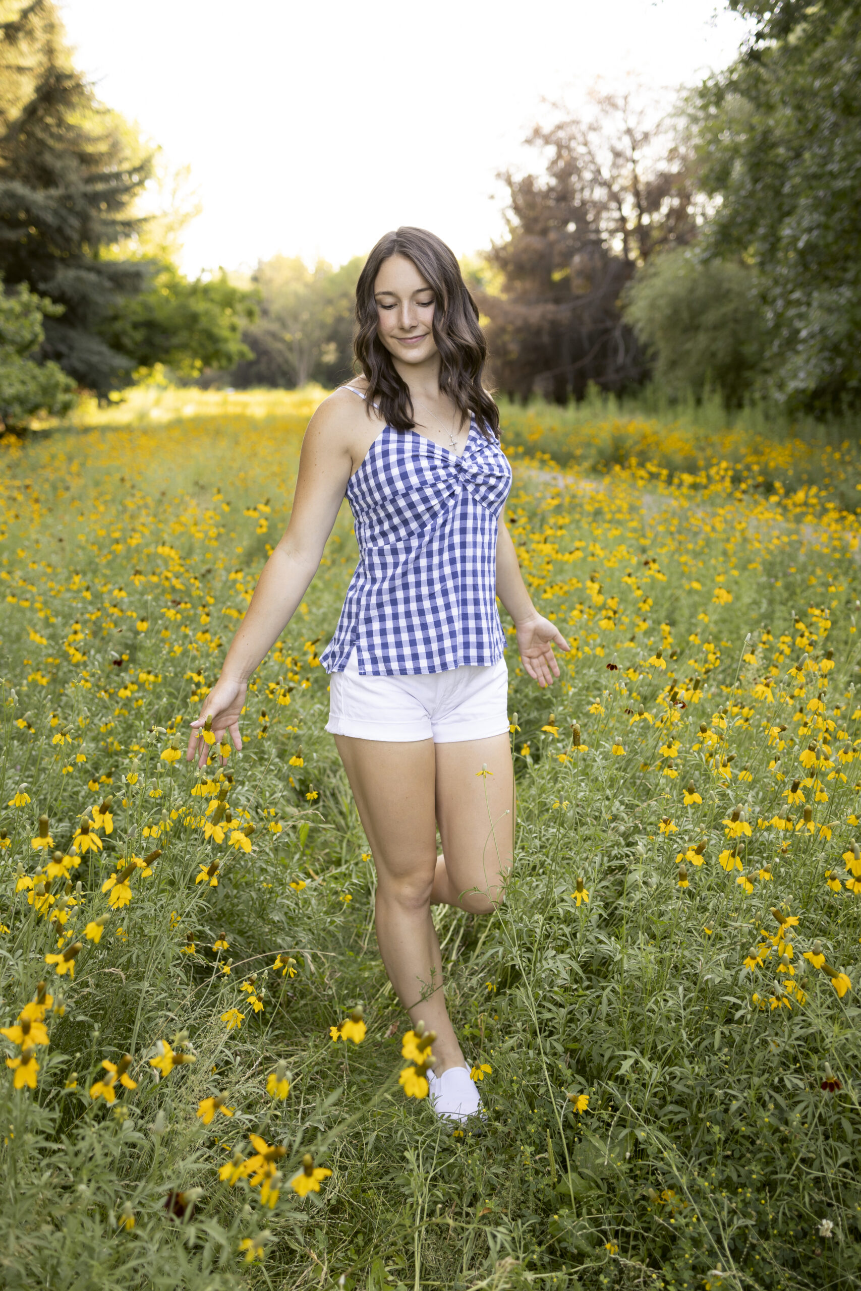 outdoor senior pictures in Boise by Michelle Nichols Photography